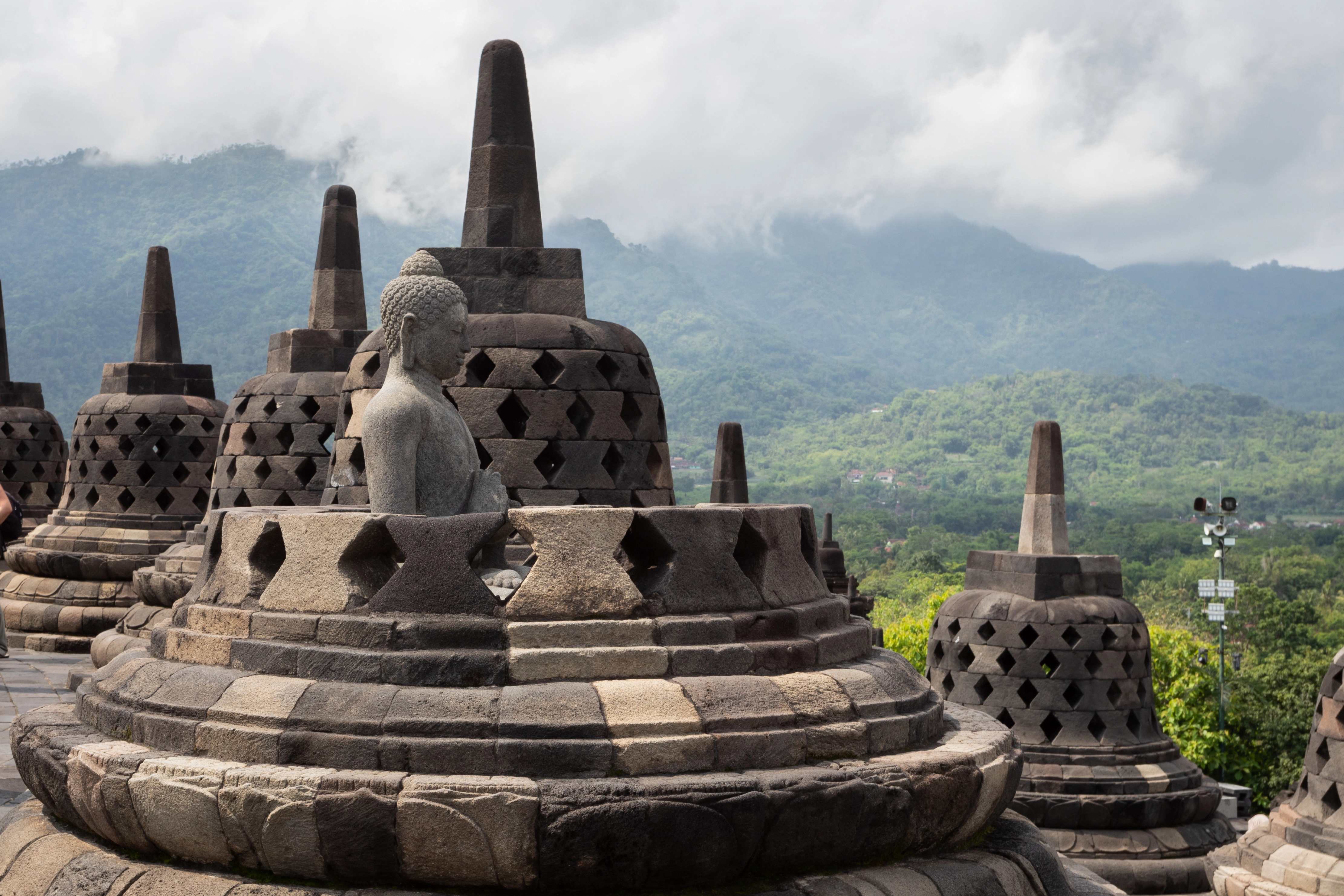 Borobudur-temple-statute