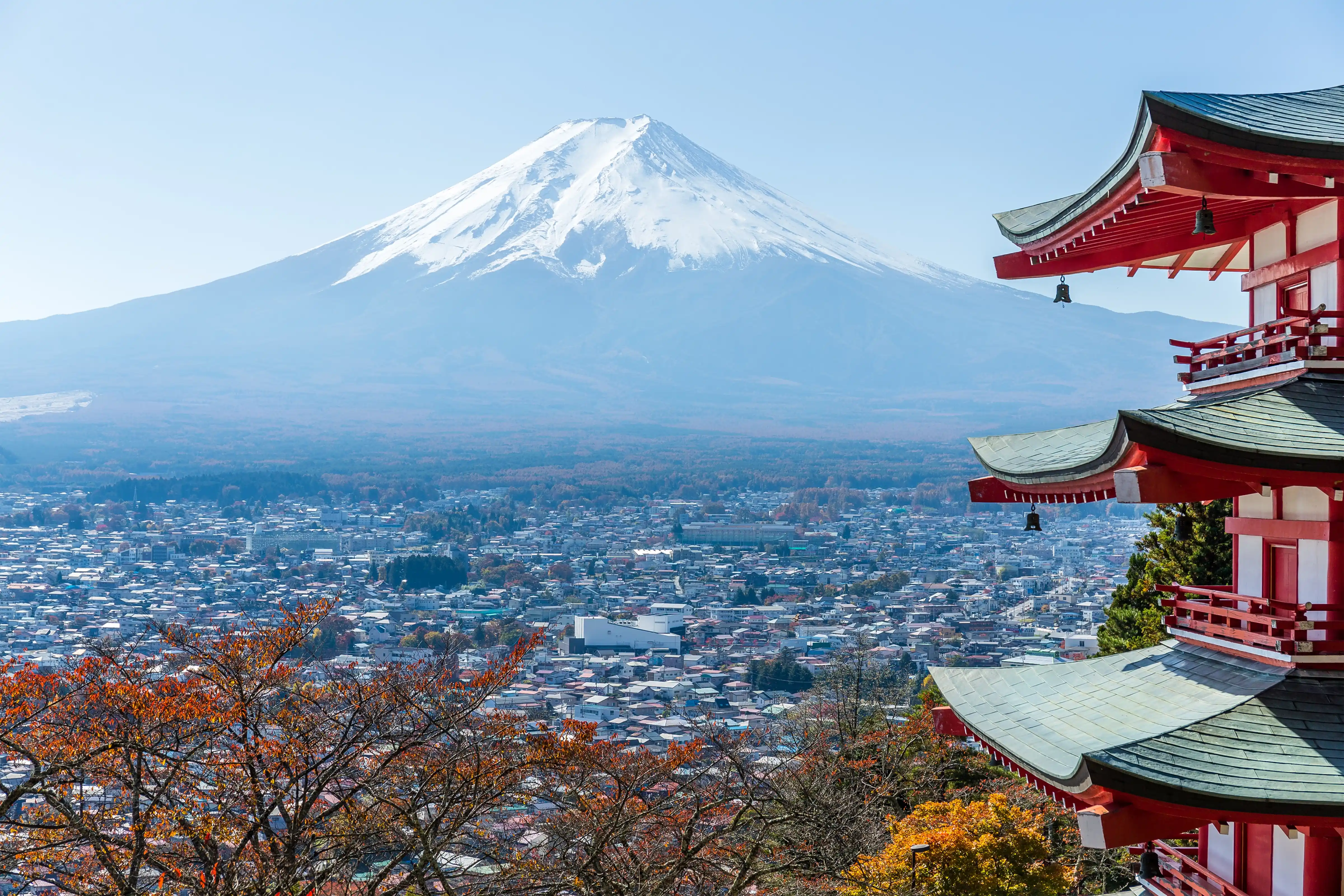 mt-fuji-with-chureito-pagoda-in-autumn