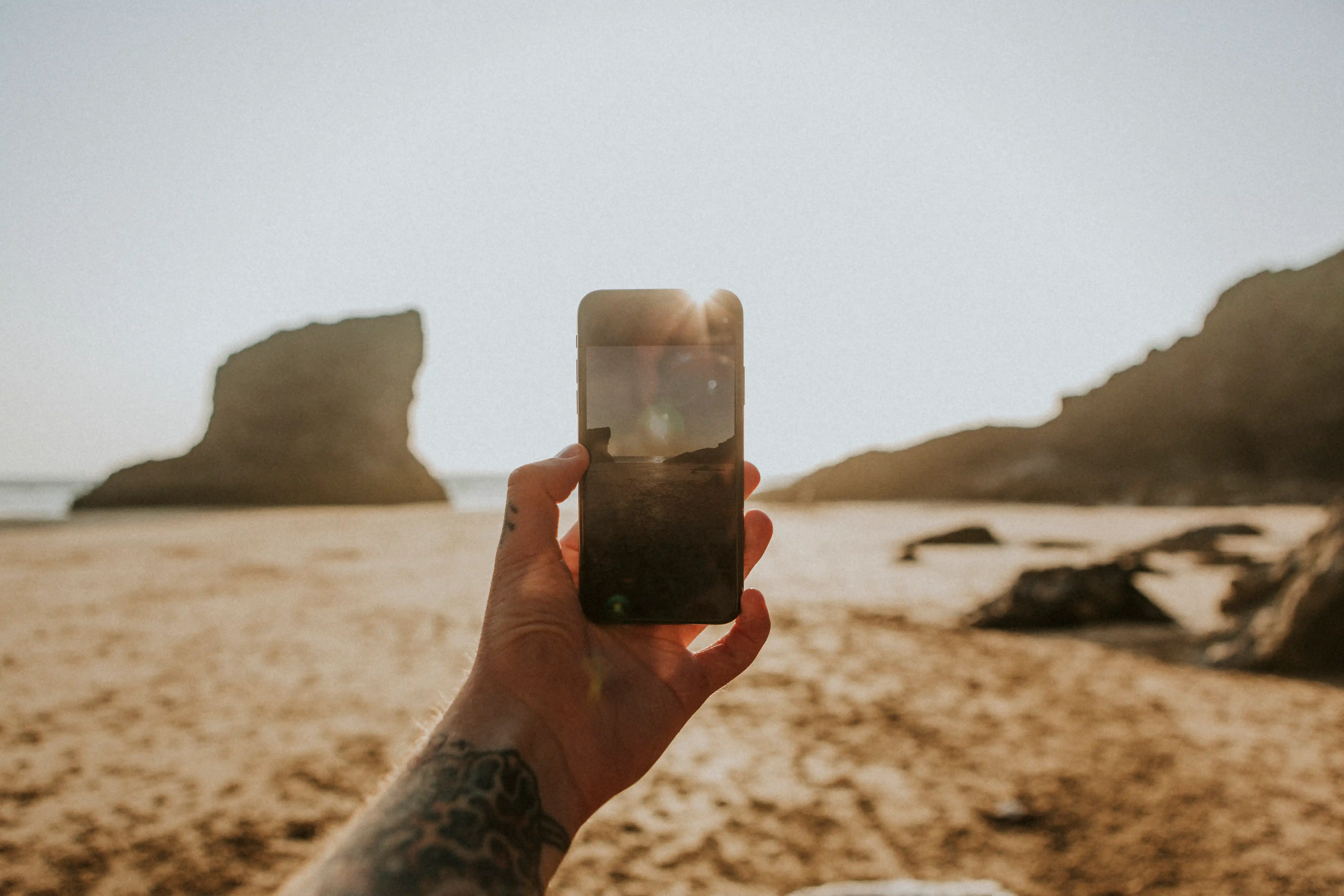 taking-photos-of-the-sea