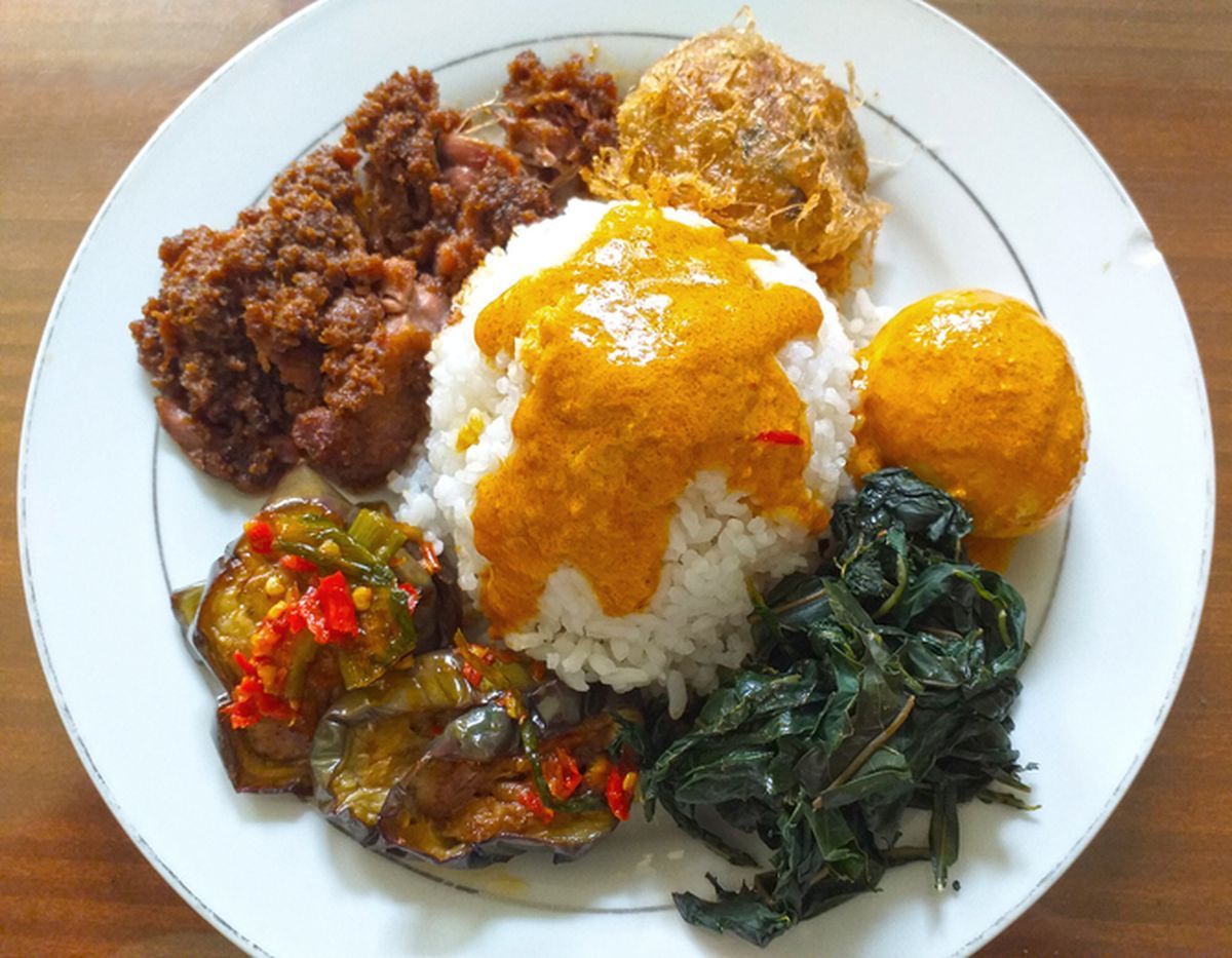 7 Rekomendasi Franchise Nasi Padang yang Pasti Untung