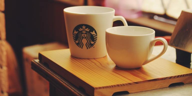 Harga Starbucks (source: Pexels)